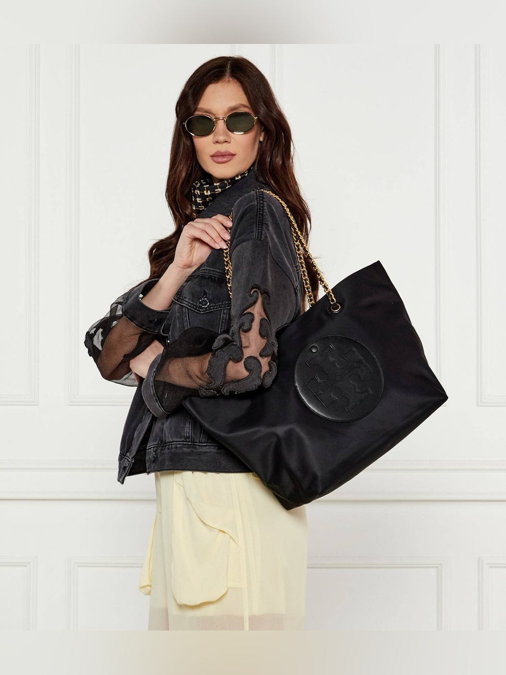 ✨ NWT ✨Tory Burch Ella Chain Tote Bag Black with Gold Hardware